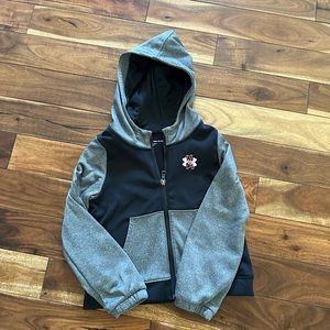Under Armour youth girl size small grey, black and pink sweatshirt like new